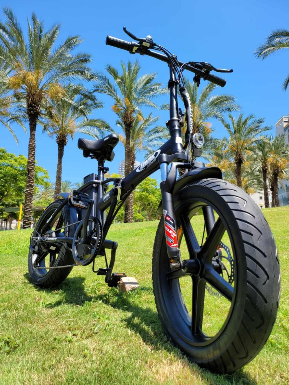 ⁦אופניים חשמליים BMX MULLER FAT עם גלגלים רחבים 4 אינץ'⁩ – תמונה ⁦2⁩